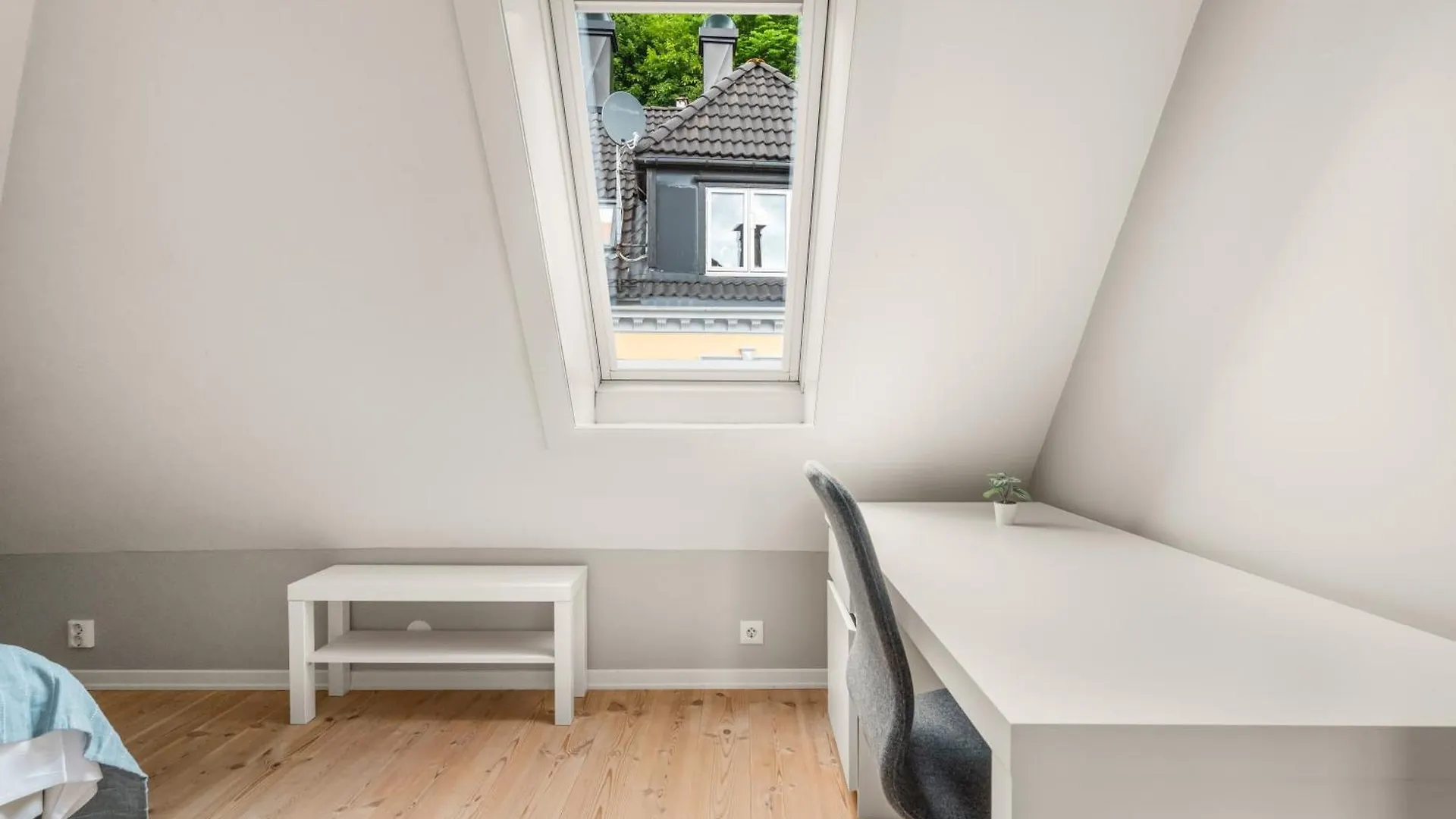 Charming Apartment With Stunning Views! Bergen