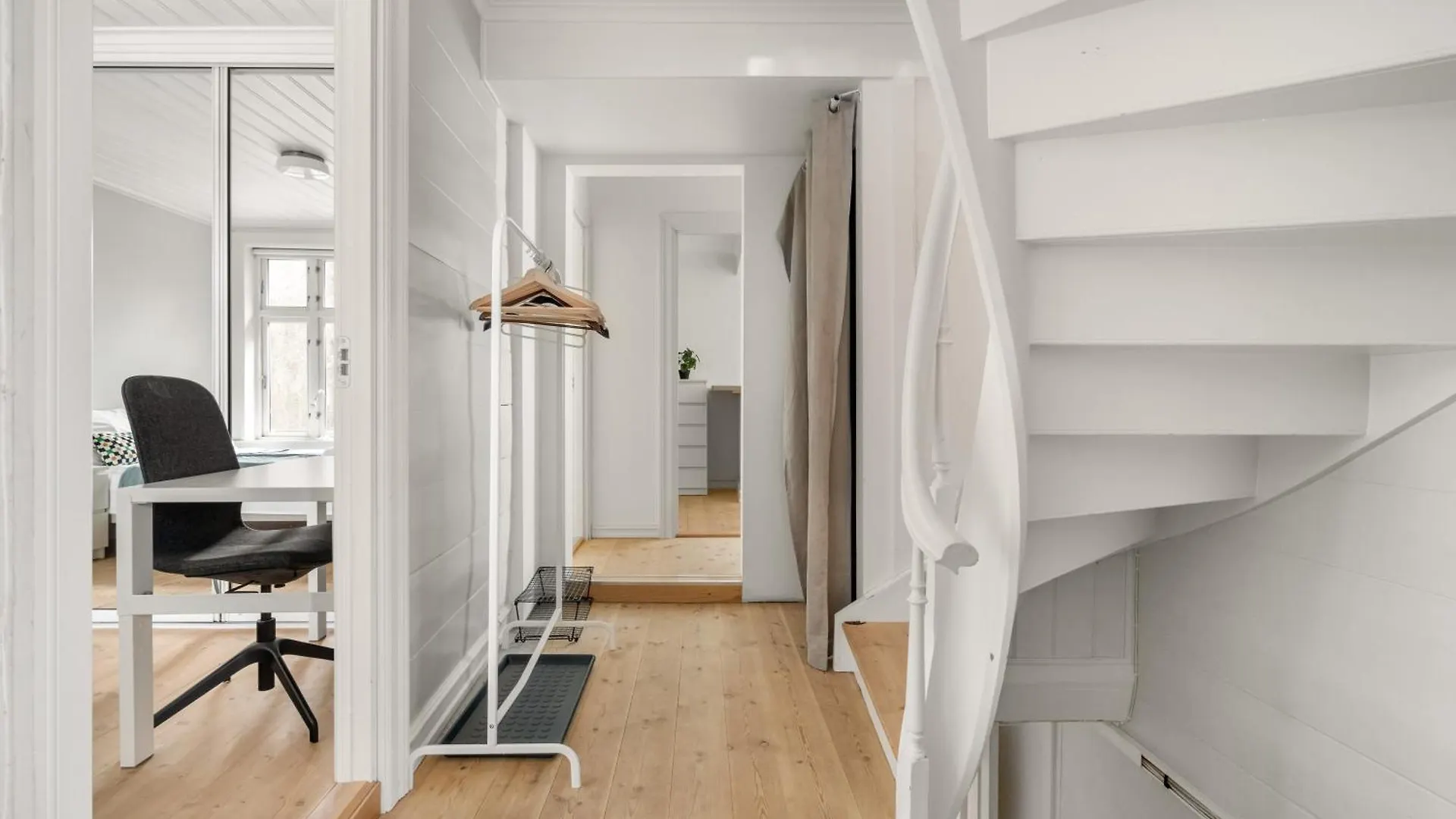 Charming Apartment With Stunning Views! Bergen